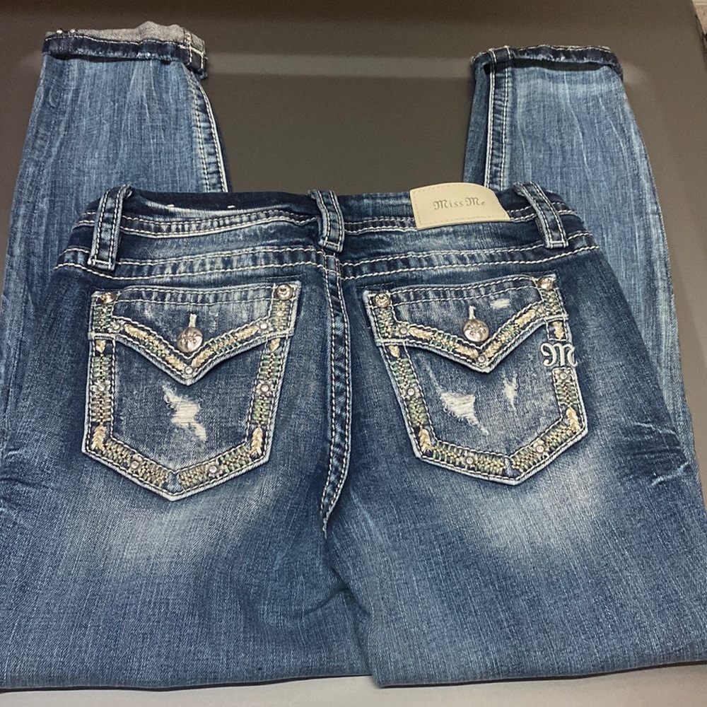 Miss Me Low Rise Capris